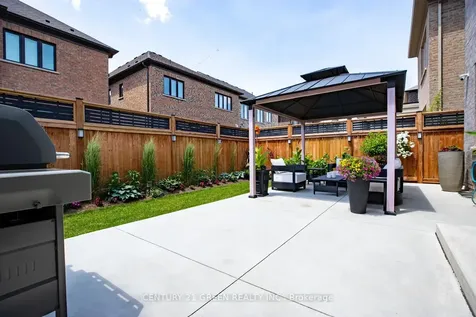 1290 Felicity Gardens Oakville ON L6M 5L6
