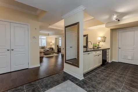391 Plains Road E Burlington ON L7T 4M2