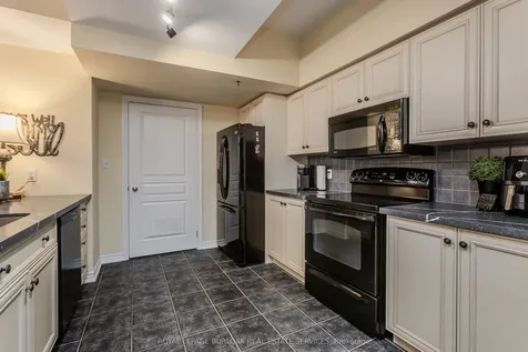 391 Plains Road E Burlington ON L7T 4M2