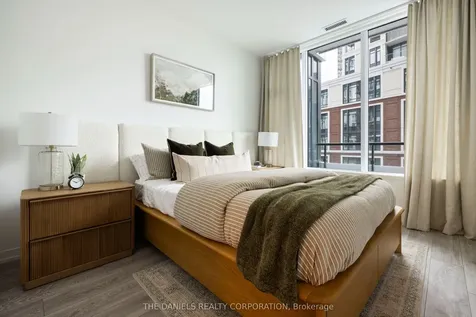 2485 Eglinton Avenue W Mississauga ON L5M 2T1