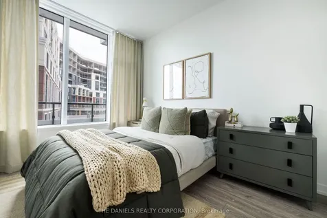2485 Eglinton Avenue W Mississauga ON L5M 2T1