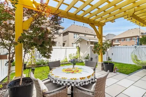 6 Trentonian Street Brampton ON L6R 3W2