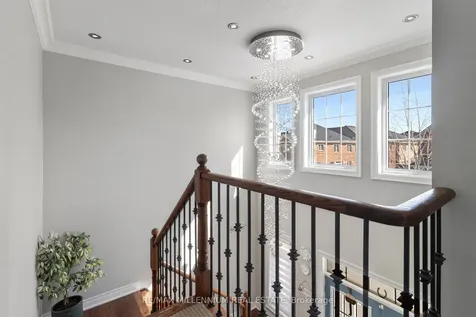 6 Trentonian Street Brampton ON L6R 3W2