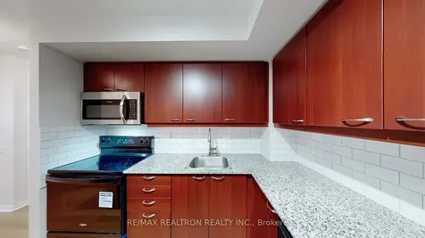 1050 The Queensway Avenue Toronto ON M8Z 0A8
