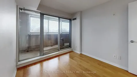 1050 The Queensway Avenue Toronto ON M8Z 0A8