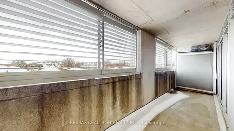 1050 The Queensway Avenue Toronto ON M8Z 0A8