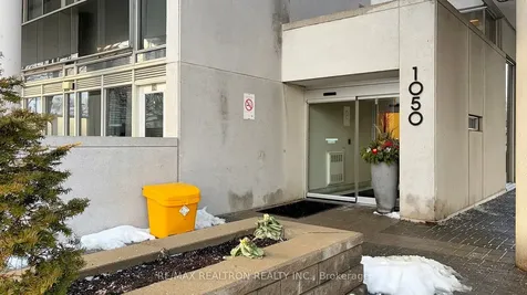 1050 The Queensway Avenue Toronto ON M8Z 0A8