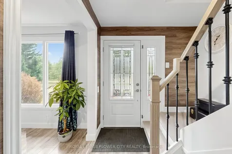 206 Mcmurchy Avenue S Brampton ON L6Y 1Z3