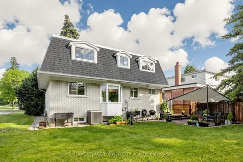 206 Mcmurchy Avenue S Brampton ON L6Y 1Z3