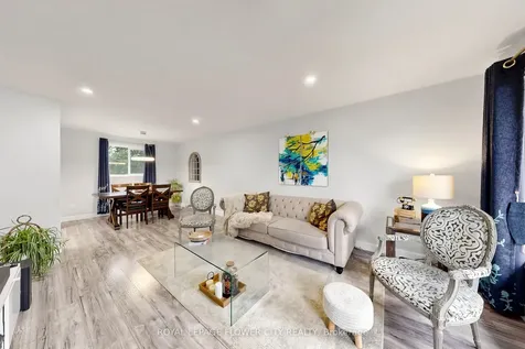 206 Mcmurchy Avenue S Brampton ON L6Y 1Z3