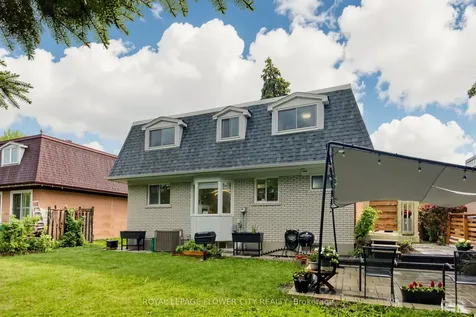 206 Mcmurchy Avenue S Brampton ON L6Y 1Z3