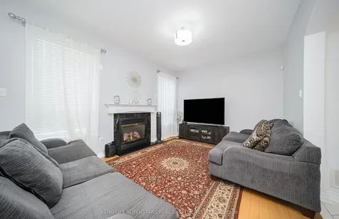 3836 Baycroft Drive Mississauga ON L5N 8J5