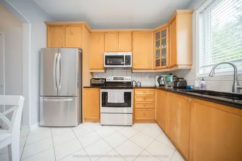 3836 Baycroft Drive Mississauga ON L5N 8J5