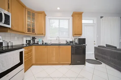 3836 Baycroft Drive Mississauga ON L5N 8J5