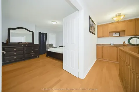 3836 Baycroft Drive Mississauga ON L5N 8J5
