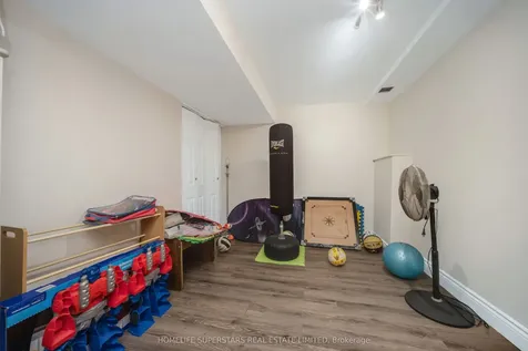 3836 Baycroft Drive Mississauga ON L5N 8J5