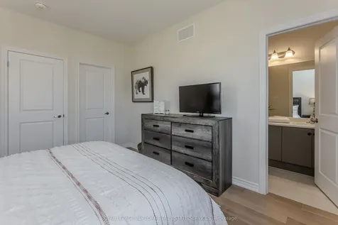 1401 Almonte Drive Burlington ON L7P 0V8