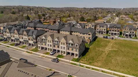 1401 Almonte Drive Burlington ON L7P 0V8