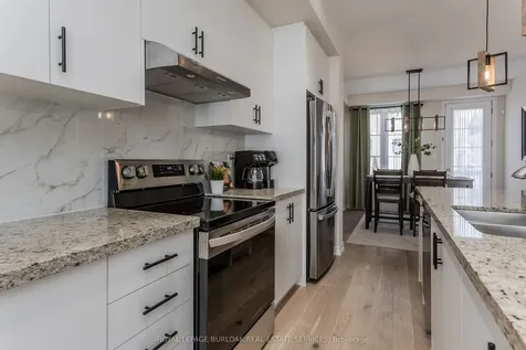 1401 Almonte Drive Burlington ON L7P 0V8