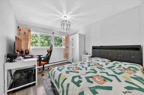 85 Driftwood Avenue Toronto ON M3N 2M7
