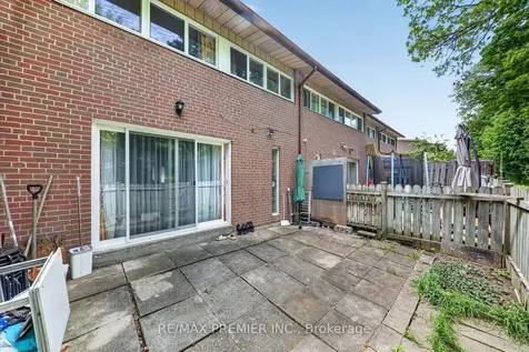 85 Driftwood Avenue Toronto ON M3N 2M7