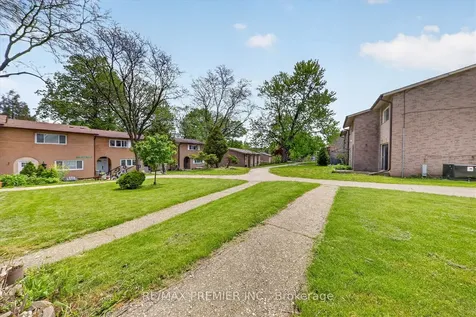 85 Driftwood Avenue Toronto ON M3N 2M7
