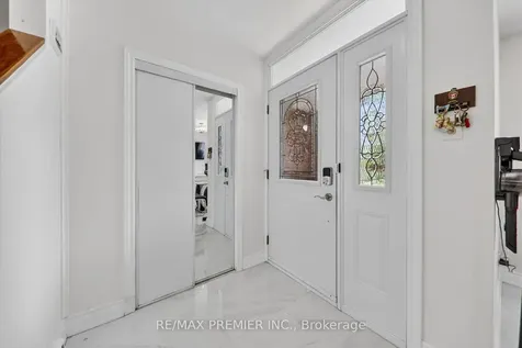 85 Driftwood Avenue Toronto ON M3N 2M7