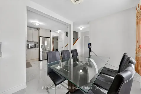 85 Driftwood Avenue Toronto ON M3N 2M7