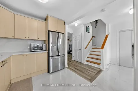 85 Driftwood Avenue Toronto ON M3N 2M7