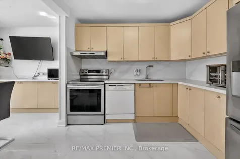 85 Driftwood Avenue Toronto ON M3N 2M7