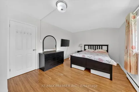 85 Driftwood Avenue Toronto ON M3N 2M7