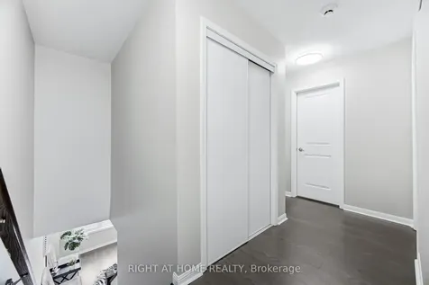 10 Vanhorne Close Brampton ON L7A 0X7