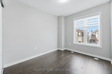10 Vanhorne Close Brampton ON L7A 0X7