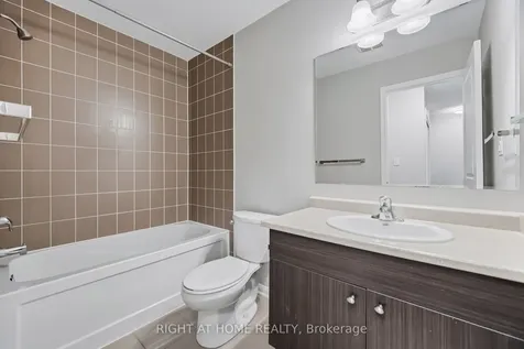 10 Vanhorne Close Brampton ON L7A 0X7
