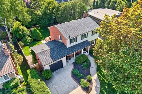 350 East Side Crescent Burlington ON L7R 3G9