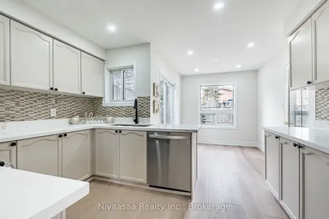 33 Pantages Court Brampton ON L6S 5B7