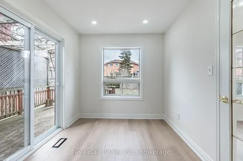 33 Pantages Court Brampton ON L6S 5B7