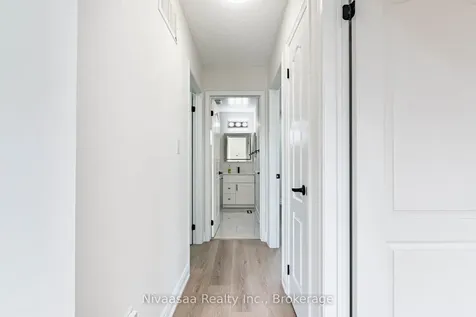 33 Pantages Court Brampton ON L6S 5B7