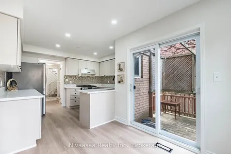 33 Pantages Court Brampton ON L6S 5B7