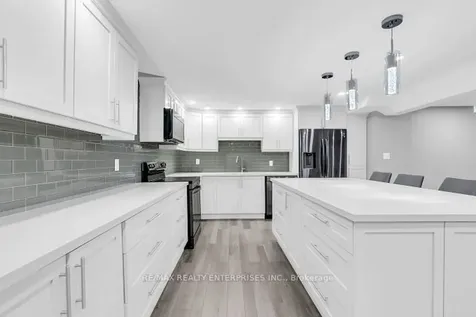 5683 Oldcastle Crescent Mississauga ON L5M 4X6