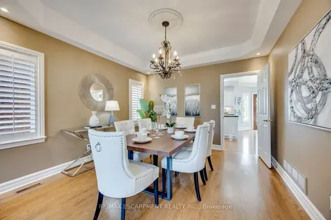2108 Arbourview Drive Oakville ON L6M 3P3