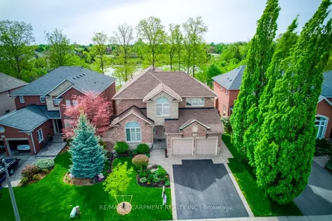 2108 Arbourview Drive Oakville ON L6M 3P3
