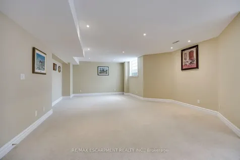 2108 Arbourview Drive Oakville ON L6M 3P3