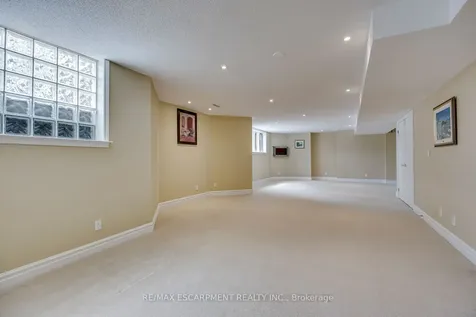 2108 Arbourview Drive Oakville ON L6M 3P3