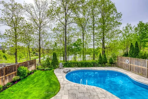 2108 Arbourview Drive Oakville ON L6M 3P3