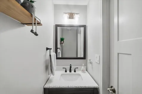 100 Panton Trail Milton ON L9T 6K1