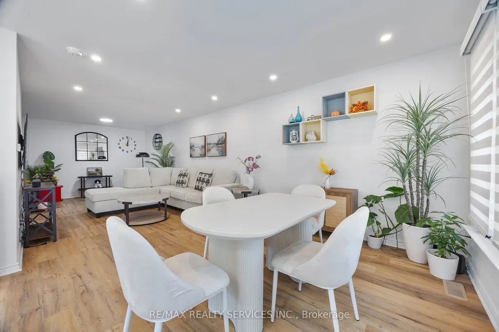 70 Wilton Drive Brampton ON L6W 3A1