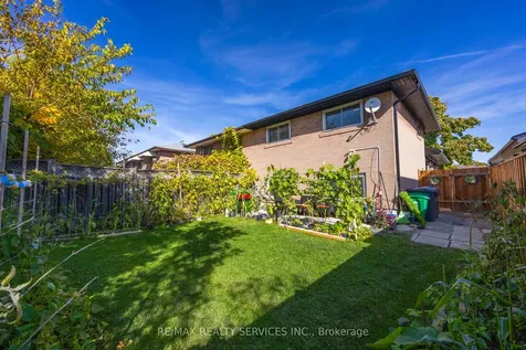 70 Wilton Drive Brampton ON L6W 3A1
