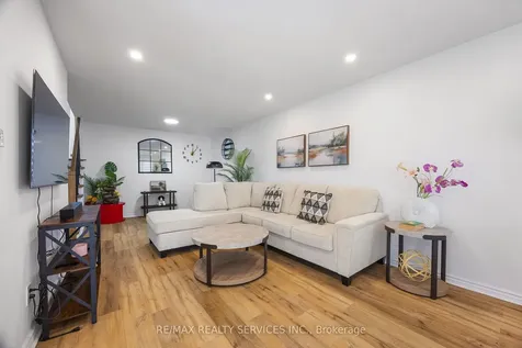 70 Wilton Drive Brampton ON L6W 3A1