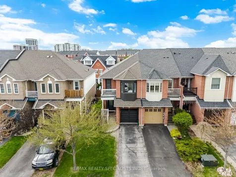 5131 Thornburn Drive Burlington ON L7L 6K2